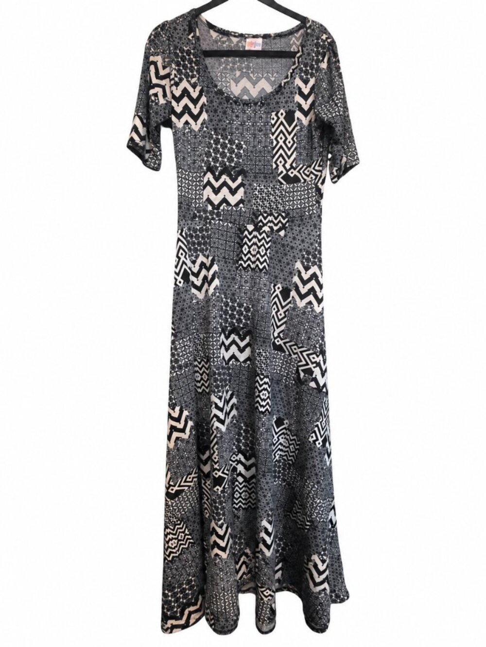 LuLaRoe Black White Gray Geometric Maxi Dress - Size M